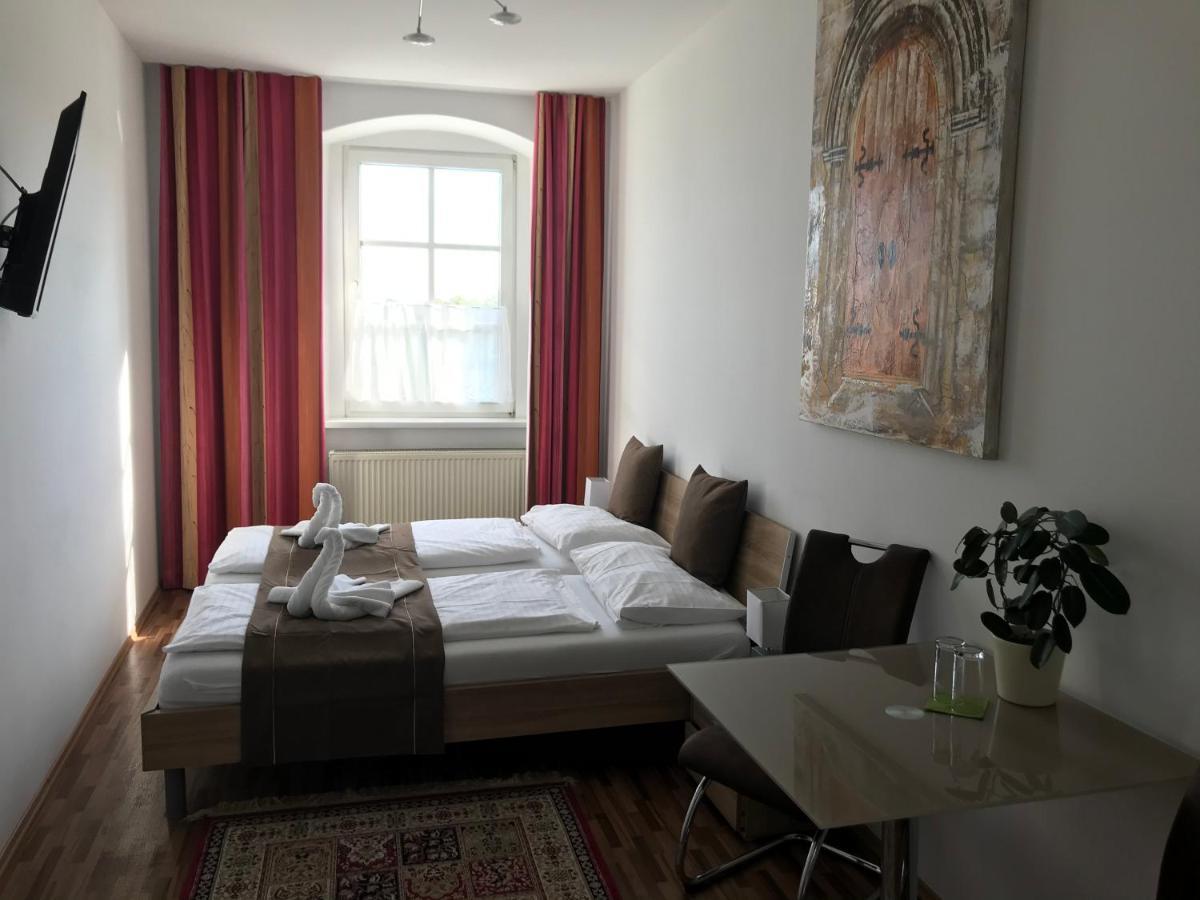 Hotel-Restaurant Zum Donaueck Mauthausen Luaran gambar